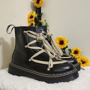 Pentagram Lace-Up Platform Boots - Gothic/Punk